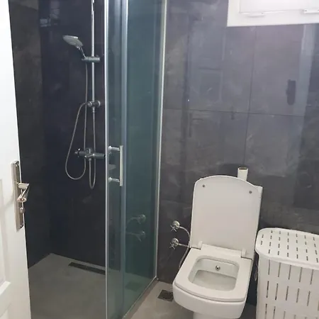 Διαμέρισμα Pool, Beach, Shopping In Walking Distance